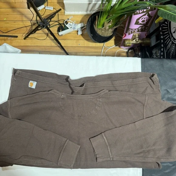 Carhartt Taupe Waffle Knit Top - Picture 12 of 14